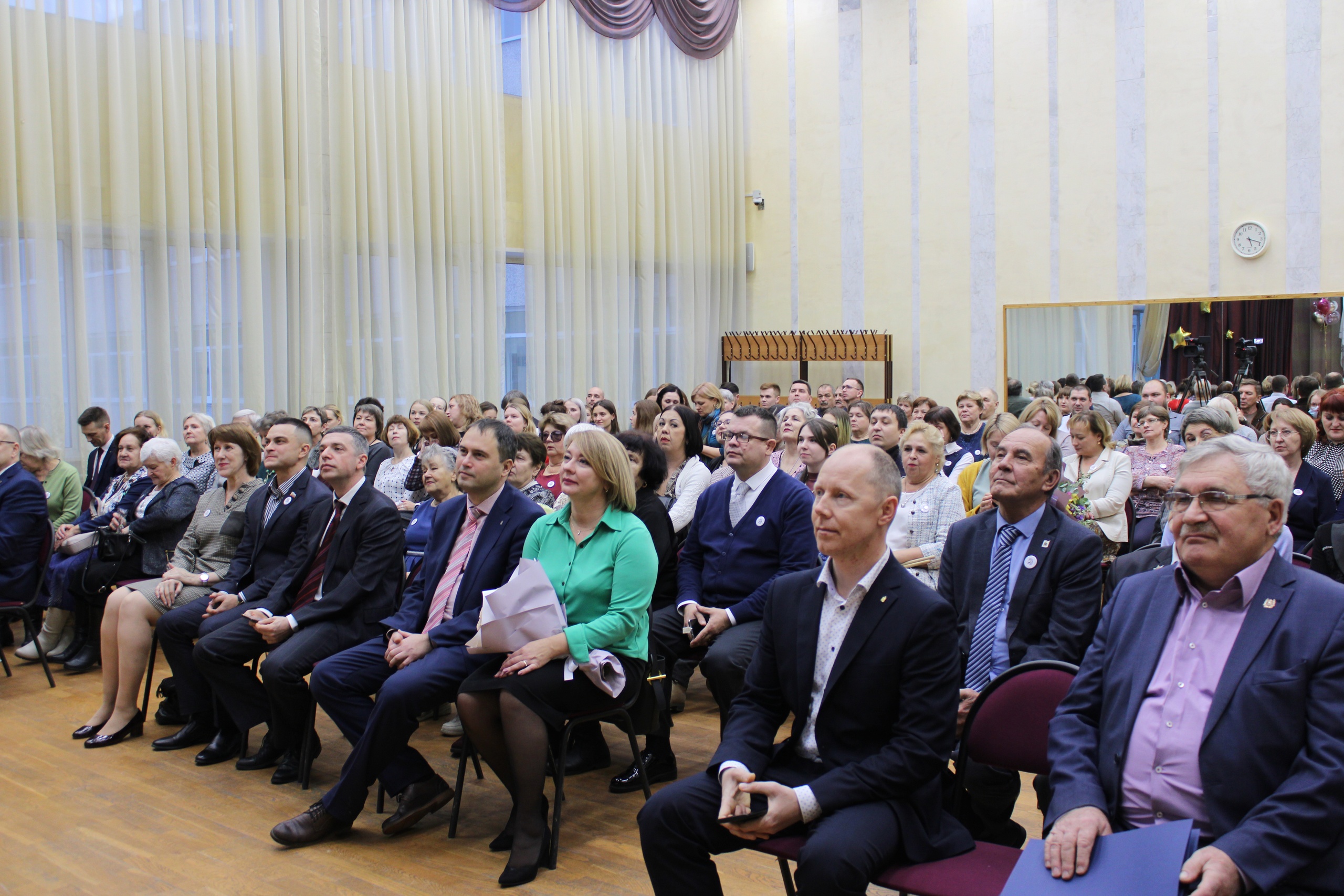 1 раз в 1 класс.